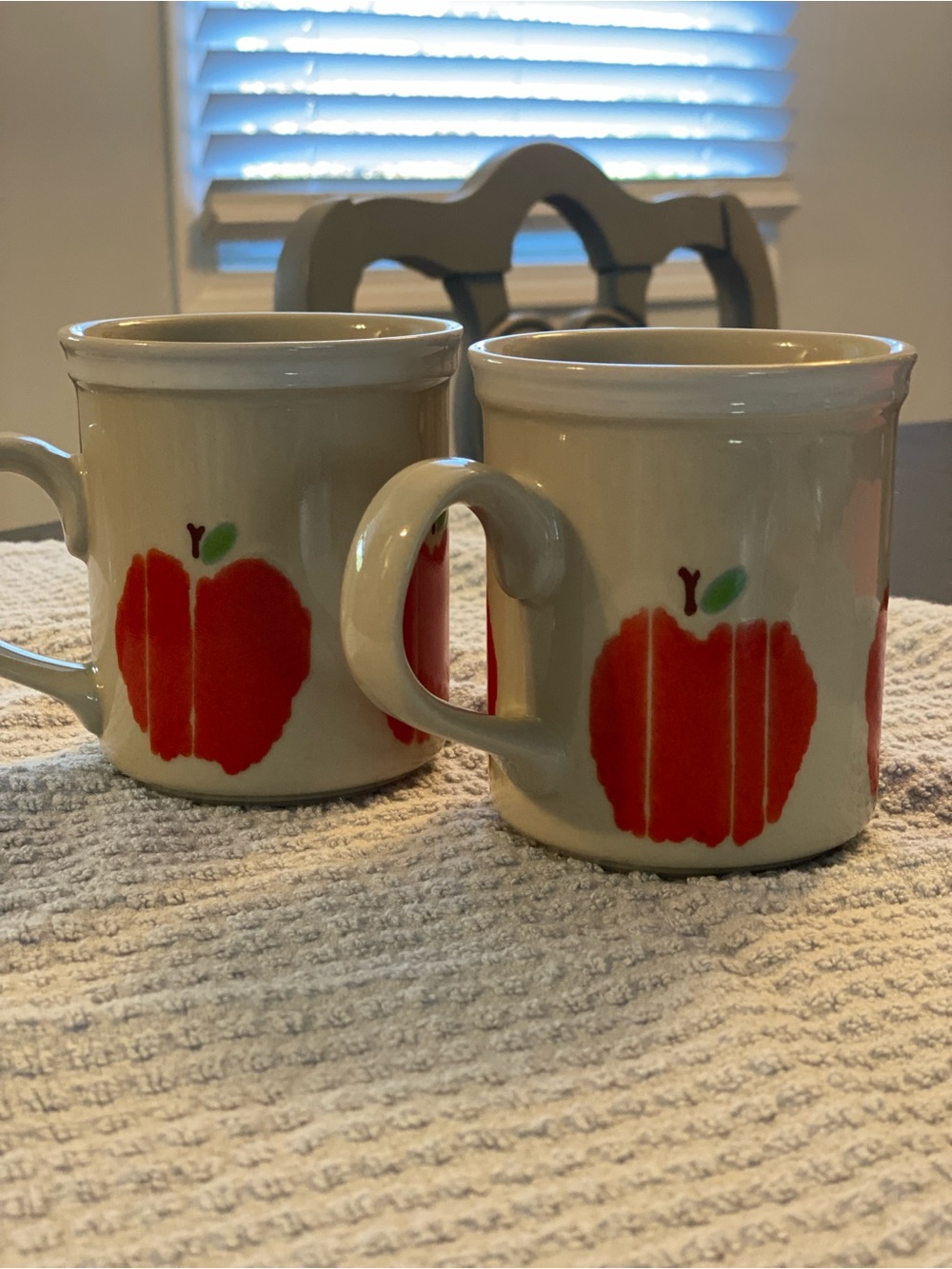 Vintage Jepcor Cream Ceramic Mugs with Red Apple Motif - Set of 2